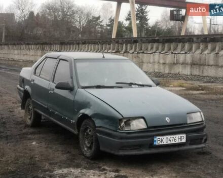 Зеленый Рено 19, объемом двигателя 1.4 л и пробегом 300 тыс. км за 500 $, фото 1 на Automoto.ua