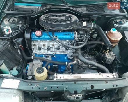 Зеленый Рено 19, объемом двигателя 1.7 л и пробегом 285 тыс. км за 2300 $, фото 1 на Automoto.ua