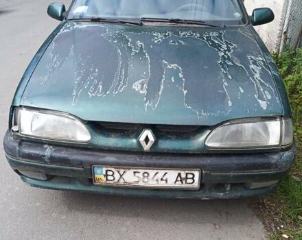 Зеленый Рено 19, объемом двигателя 1.8 л и пробегом 180 тыс. км за 550 $, фото 1 на Automoto.ua