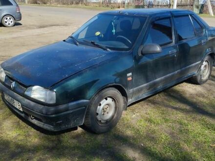 Рено 19 1993 у Липовце на Automoto.ua Зелений Рено 19, об'ємом двигуна 1.8 л та пробігом 400 тис. км за 700 $, фото 1 на Automoto.ua