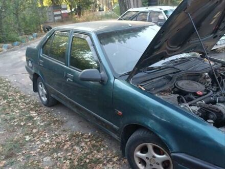 Рено 19 1998 в Чернигове на Automoto.ua Зеленый Рено 19, объемом двигателя 1.4 л и пробегом 323 тыс. км за 600 $, фото 1 на Automoto.ua