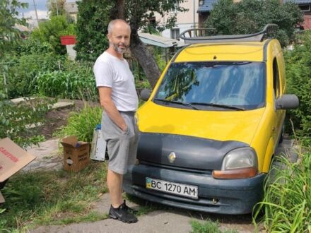 Желтый Рено 20, объемом двигателя 1.9 л и пробегом 300 тыс. км за 2200 $, фото 1 на Automoto.ua