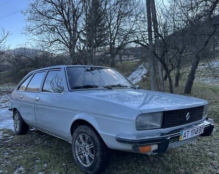 Сірий Рено 20, об'ємом двигуна 2 л та пробігом 175 тис. км за 1100 $, фото 1 на Automoto.ua
