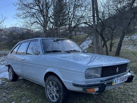 Сірий Рено 20, об'ємом двигуна 2 л та пробігом 175 тис. км за 1100 $, фото 1 на Automoto.ua