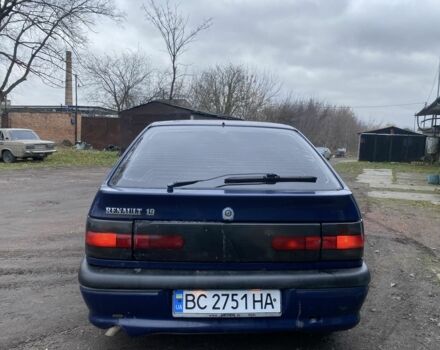 Синий Рено 20, объемом двигателя 1.4 л и пробегом 1000 тыс. км за 606 $, фото 4 на Automoto.ua