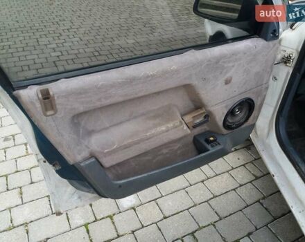 Білий Рено 21, об'ємом двигуна 1.7 л та пробігом 333 тис. км за 450 $, фото 17 на Automoto.ua