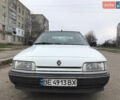 Белый Рено 21, объемом двигателя 1.7 л и пробегом 99 тыс. км за 1550 $, фото 1 на Automoto.ua