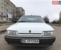Белый Рено 21, объемом двигателя 1.7 л и пробегом 99 тыс. км за 1550 $, фото 1 на Automoto.ua