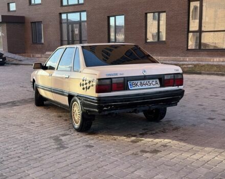 Белый Рено 21, объемом двигателя 0 л и пробегом 307 тыс. км за 999 $, фото 1 на Automoto.ua