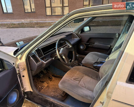 Белый Рено 21, объемом двигателя 1.72 л и пробегом 307 тыс. км за 999 $, фото 4 на Automoto.ua