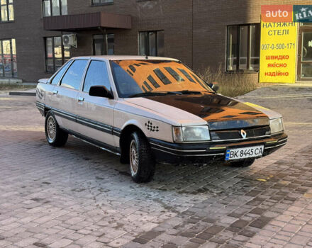Белый Рено 21, объемом двигателя 1.72 л и пробегом 307 тыс. км за 999 $, фото 1 на Automoto.ua