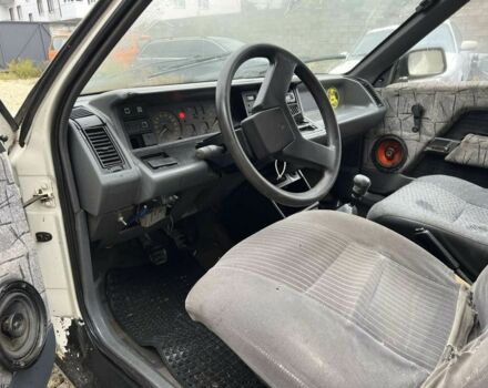 Белый Рено 21, объемом двигателя 1.7 л и пробегом 683 тыс. км за 500 $, фото 7 на Automoto.ua