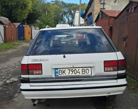 Белый Рено 21, объемом двигателя 1.72 л и пробегом 300 тыс. км за 1000 $, фото 6 на Automoto.ua