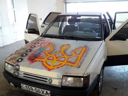 Рено 21 1986 у Краматорске на Automoto.ua Білий Рено 21, об'ємом двигуна 1.7 л та пробігом 0 тис. км за 1250 $, фото 1 на Automoto.ua