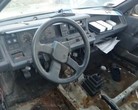 Белый Рено 21, объемом двигателя 2 л и пробегом 373 тыс. км за 300 $, фото 1 на Automoto.ua