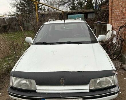 Білий Рено 21, об'ємом двигуна 1.7 л та пробігом 220 тис. км за 500 $, фото 1 на Automoto.ua