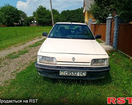 Бежевый Рено 21, объемом двигателя 2.1 л и пробегом 0 тыс. км за 450 $, фото 1 на Automoto.ua