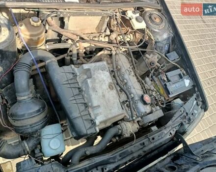Черный Рено 21, объемом двигателя 2.1 л и пробегом 200 тыс. км за 1800 $, фото 4 на Automoto.ua