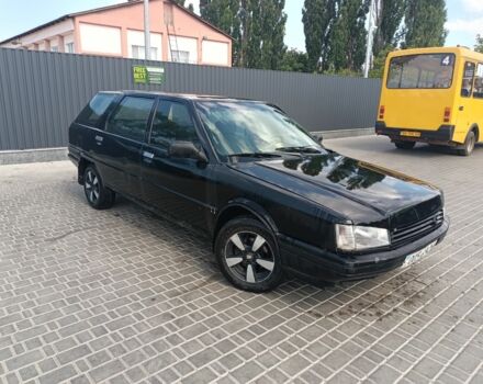 Черный Рено 21, объемом двигателя 2.1 л и пробегом 200 тыс. км за 1800 $, фото 1 на Automoto.ua
