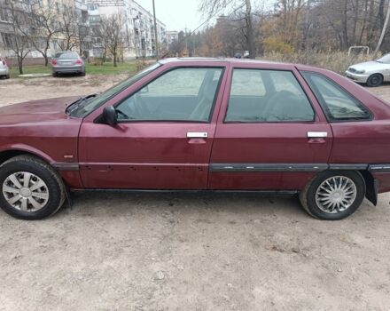 Червоний Рено 21, об'ємом двигуна 1.7 л та пробігом 345 тис. км за 954 $, фото 2 на Automoto.ua