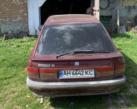 Червоний Рено 21, об'ємом двигуна 1.7 л та пробігом 2 тис. км за 1100 $, фото 1 на Automoto.ua