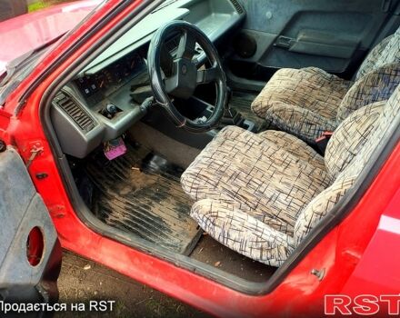Красный Рено 21, объемом двигателя 20 л и пробегом 234 тыс. км за 1200 $, фото 1 на Automoto.ua