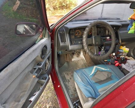 Красный Рено 21, объемом двигателя 1.7 л и пробегом 350 тыс. км за 1426 $, фото 3 на Automoto.ua