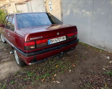Красный Рено 21, объемом двигателя 1.7 л и пробегом 350 тыс. км за 1426 $, фото 7 на Automoto.ua