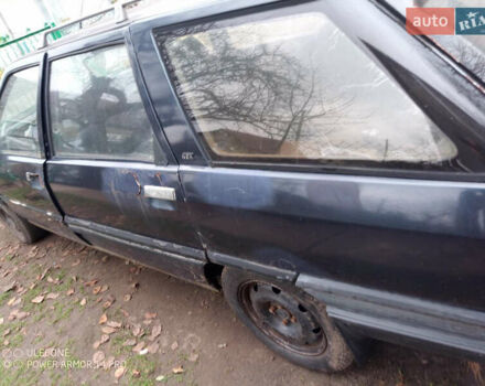 Рено 21, об'ємом двигуна 1.7 л та пробігом 300 тис. км за 330 $, фото 2 на Automoto.ua