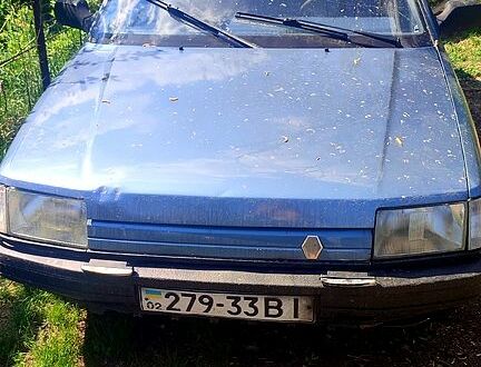 Рено 21 1986 у Києві на Automoto.ua Рено 21, об'ємом двигуна 20 л та пробігом 214 тис. км за 850 $, фото 1 на Automoto.ua