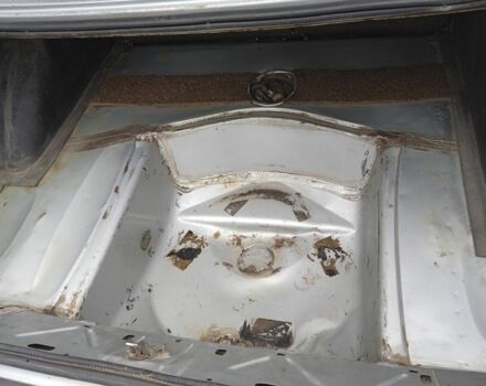 Серый Рено 21, объемом двигателя 1.7 л и пробегом 130 тыс. км за 650 $, фото 5 на Automoto.ua