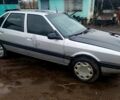 Серый Рено 21, объемом двигателя 1.7 л и пробегом 0 тыс. км за 430 $, фото 1 на Automoto.ua