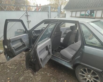 Рено 21 1988 в Житомире на Automoto.ua Серый Рено 21, объемом двигателя 1.7 л и пробегом 269 тыс. км за 550 $, фото 4 на Automoto.ua