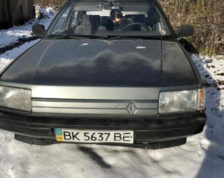 Рено 21 1988 в Житомире на Automoto.ua Серый Рено 21, объемом двигателя 1.7 л и пробегом 269 тыс. км за 550 $, фото 8 на Automoto.ua