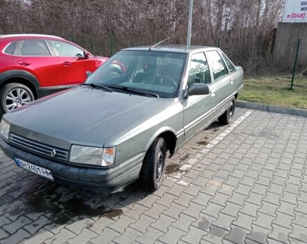Серый Рено 21, объемом двигателя 1.7 л и пробегом 300 тыс. км за 900 $, фото 5 на Automoto.ua