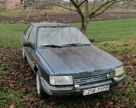 Серый Рено 21, объемом двигателя 1.7 л и пробегом 350 тыс. км за 550 $, фото 3 на Automoto.ua