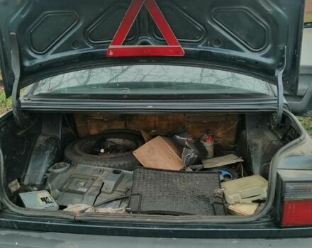 Серый Рено 21, объемом двигателя 1.7 л и пробегом 350 тыс. км за 550 $, фото 5 на Automoto.ua