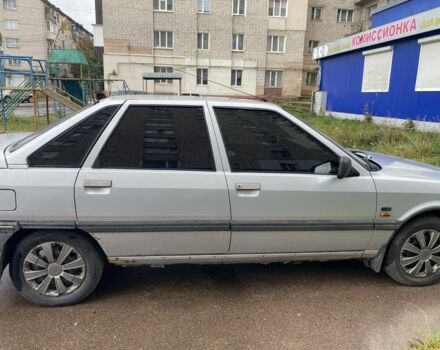 Рено 21 1990 в Шостке на Automoto.ua Серый Рено 21, объемом двигателя 1.7 л и пробегом 1000 тыс. км за 1200 $, фото 3 на Automoto.ua