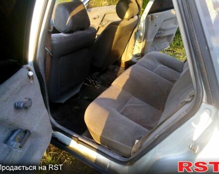 Серый Рено 21, объемом двигателя 1.7 л и пробегом 0 тыс. км за 700 $, фото 3 на Automoto.ua