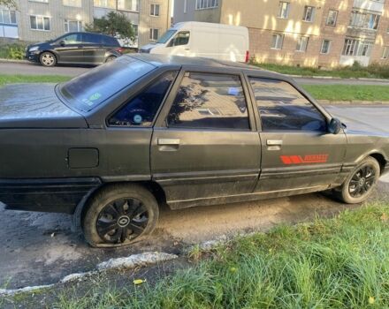 Серый Рено 21, объемом двигателя 1.7 л и пробегом 60 тыс. км за 400 $, фото 2 на Automoto.ua