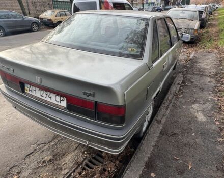 Серый Рено 21, объемом двигателя 1.7 л и пробегом 300 тыс. км за 499 $, фото 7 на Automoto.ua