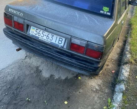 Серый Рено 21, объемом двигателя 1.7 л и пробегом 60 тыс. км за 400 $, фото 1 на Automoto.ua