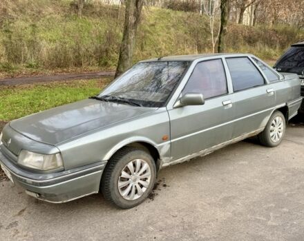 Серый Рено 21, объемом двигателя 1.7 л и пробегом 300 тыс. км за 499 $, фото 5 на Automoto.ua
