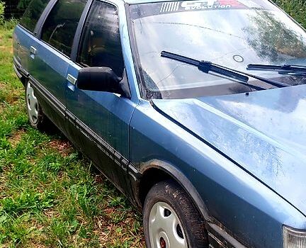 Серый Рено 21, объемом двигателя 2 л и пробегом 274 тыс. км за 700 $, фото 1 на Automoto.ua