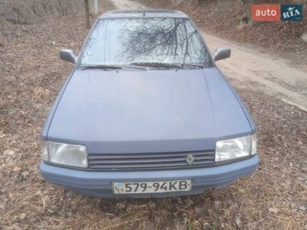 Рено 21 1987 у Вышгороде на Automoto.ua Сірий Рено 21, об'ємом двигуна 1.7 л та пробігом 125 тис. км за 480 $, фото 1 на Automoto.ua