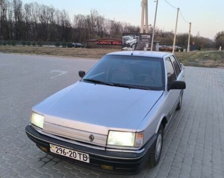 Серый Рено 21, объемом двигателя 1.7 л и пробегом 458 тыс. км за 339 $, фото 1 на Automoto.ua