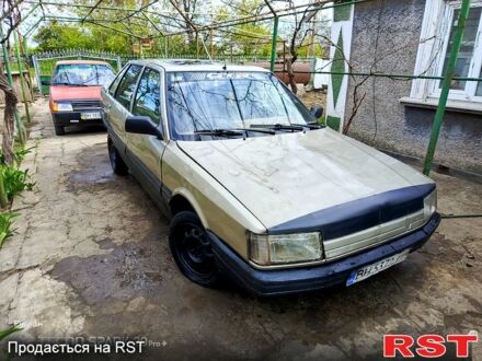 Серый Рено 21, объемом двигателя 2 л и пробегом 395 тыс. км за 450 $, фото 1 на Automoto.ua