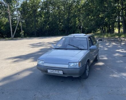 Серый Рено 21, объемом двигателя 1.7 л и пробегом 330 тыс. км за 850 $, фото 1 на Automoto.ua