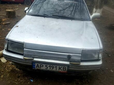 Рено 21 1987 у Золотоноше на Automoto.ua Сірий Рено 21, об'ємом двигуна 1.7 л та пробігом 300 тис. км за 530 $, фото 1 на Automoto.ua
