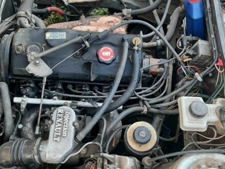 Серый Рено 21, объемом двигателя 2.2 л и пробегом 300 тыс. км за 700 $, фото 1 на Automoto.ua